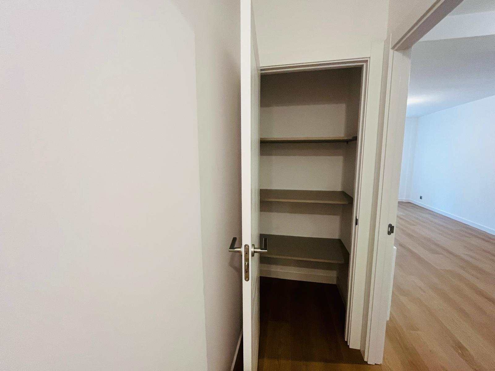 Imagen 12 Apartamento en venta en Vilagarcía De Arousa / Centro de Vilagarcía. Cerca de todos los se...