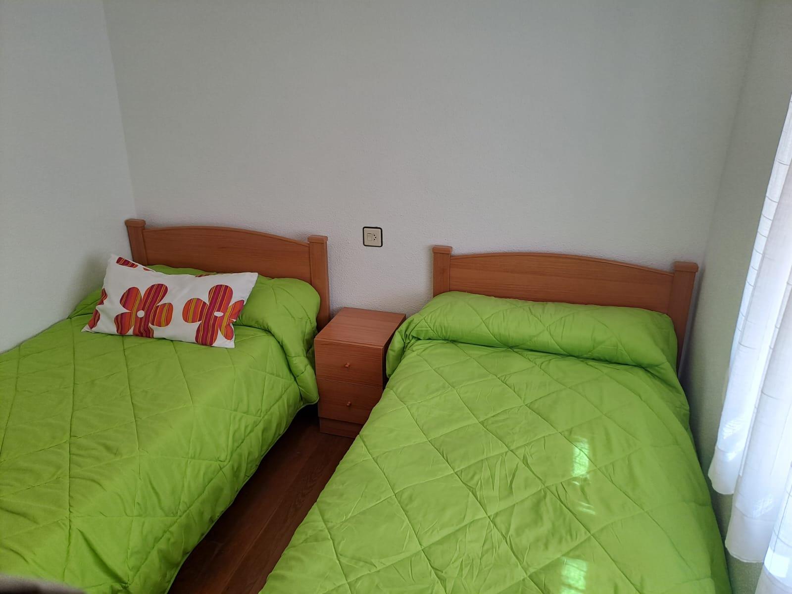 Imagen 7 Casa Pareada en venta en Valdegovía/gaubea / Casa de piedra dentro del pueblo