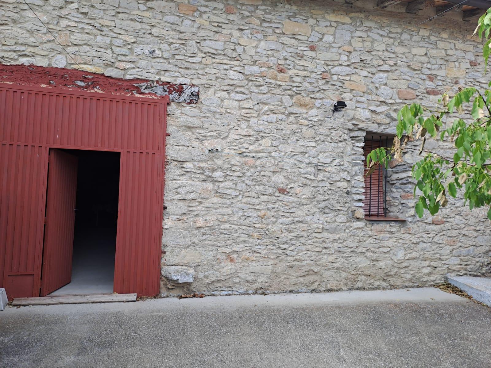 Imagen 22 Casa Pareada en venta en Valdegovía/gaubea / Casa de piedra dentro del pueblo