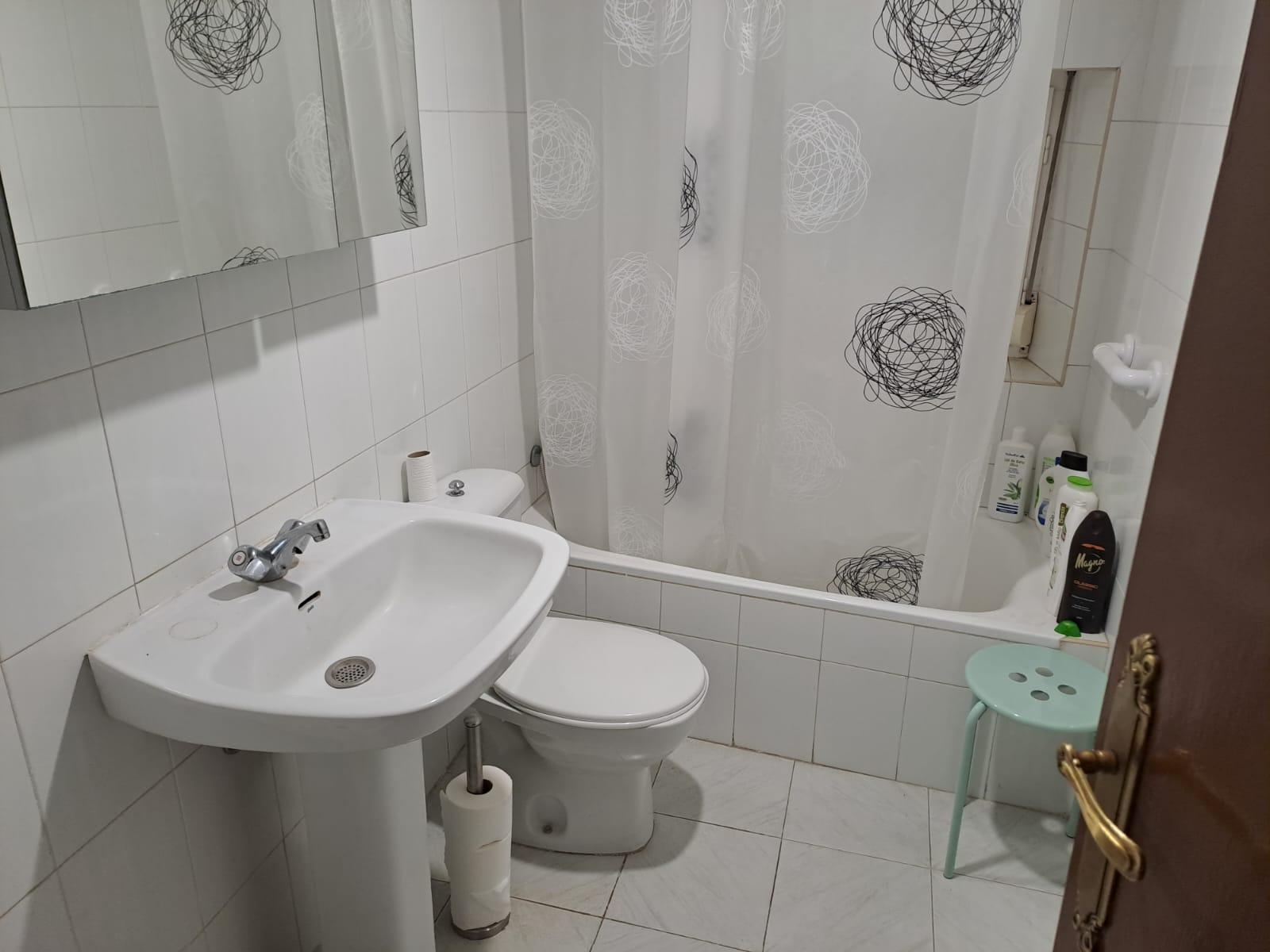 Imagen 12 Casa Pareada en venta en Valdegovía/gaubea / Casa de piedra dentro del pueblo