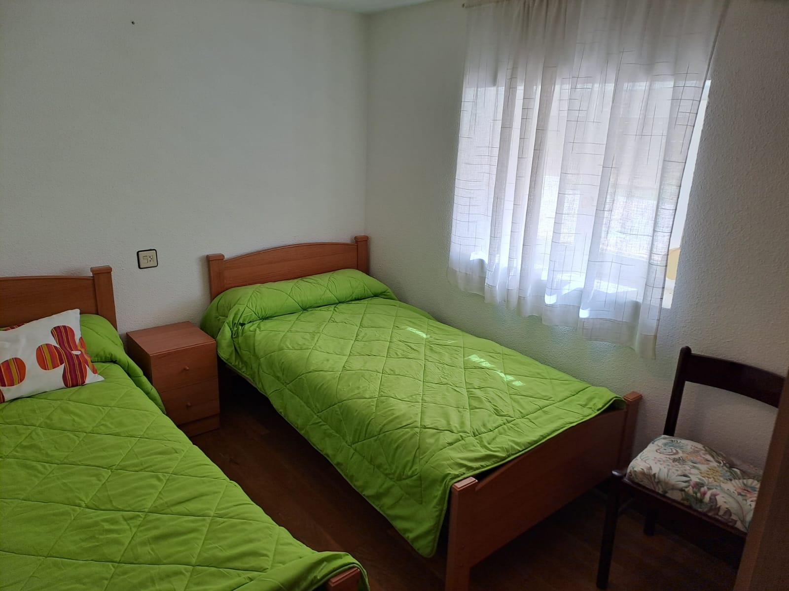Imagen 8 Casa Pareada en venta en Valdegovía/gaubea / Casa de piedra dentro del pueblo