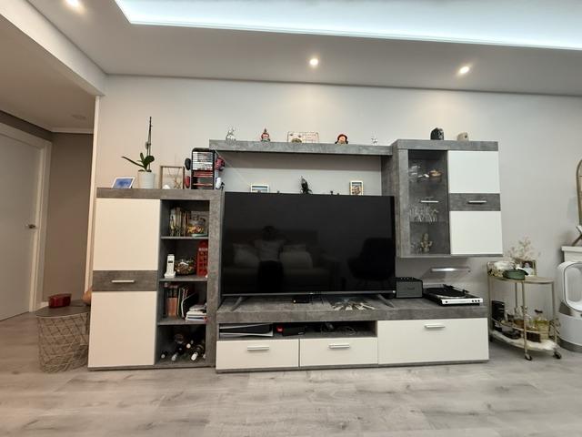 Imagen 1 Inmueble 302980 - Apartamento en venta en Vitoria-gasteiz / Piso reformado , actual y moderno con  ascensor