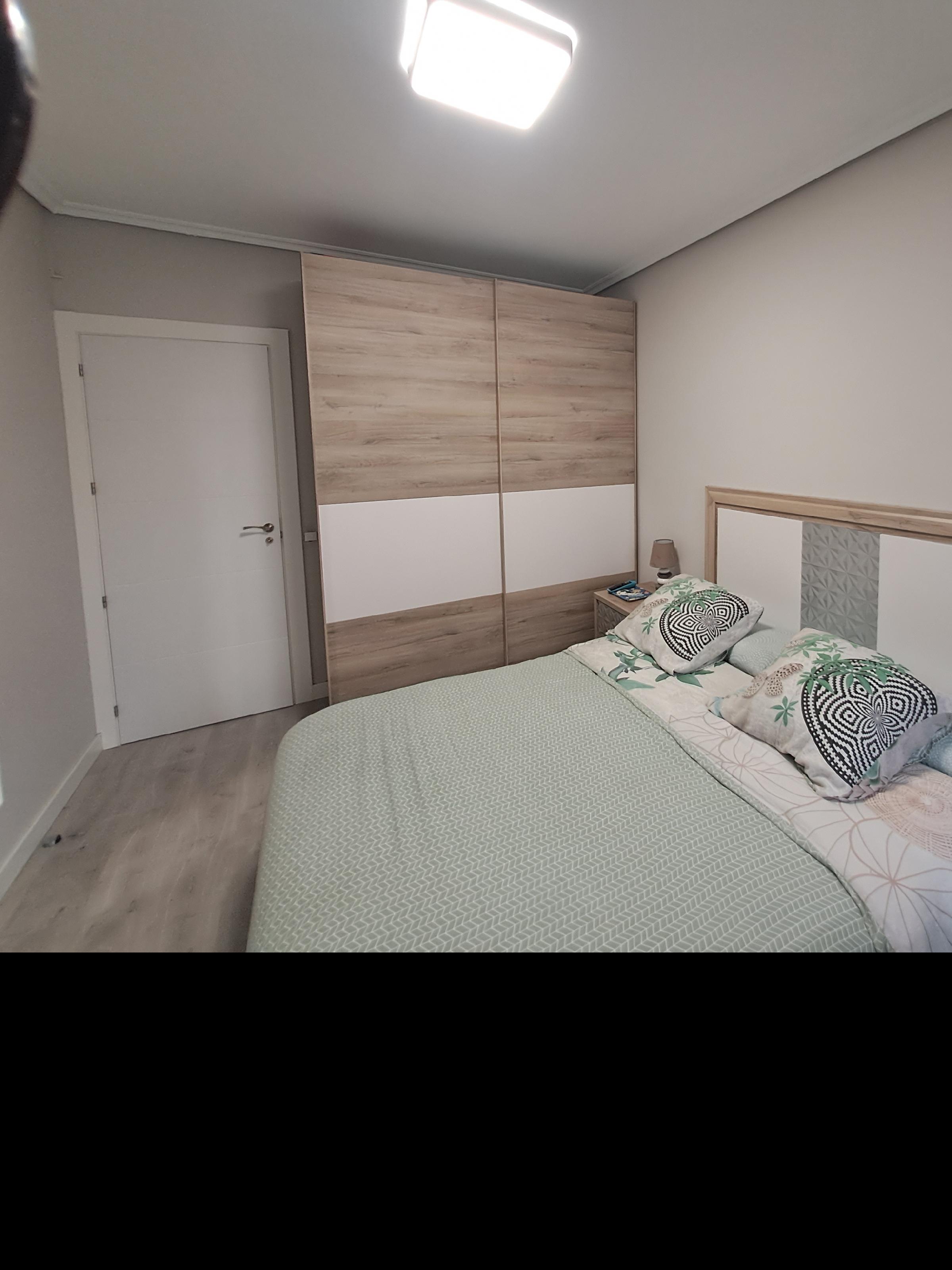 Imagen 2 Apartamento en venta en Vitoria-gasteiz / Zona consolidada y con todos los servicios necesarios