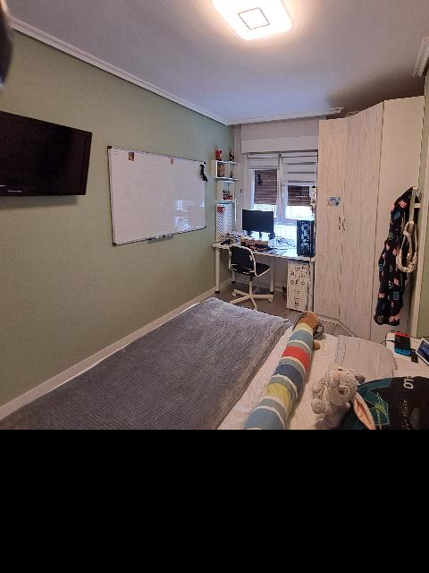 Imagen 21 Inmueble 302980 - Apartamento en venta en Vitoria-gasteiz / Zona consolidada y con todos los servicios necesarios
