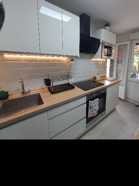 Imagen 10 Inmueble 302980 - Apartamento en venta en Vitoria-gasteiz / Zona consolidada y con todos los servicios necesarios