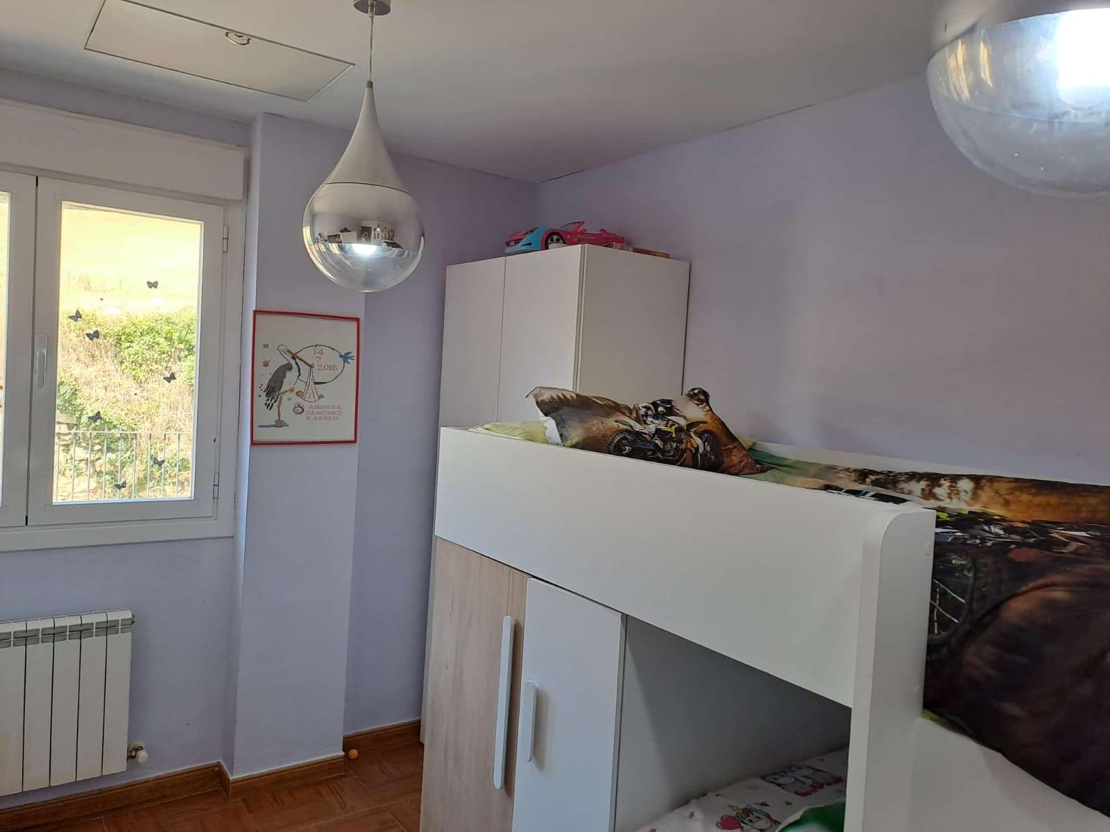 Imagen 5 Piso en venta en Condado De Treviño / Piso con parcela de 70 m2