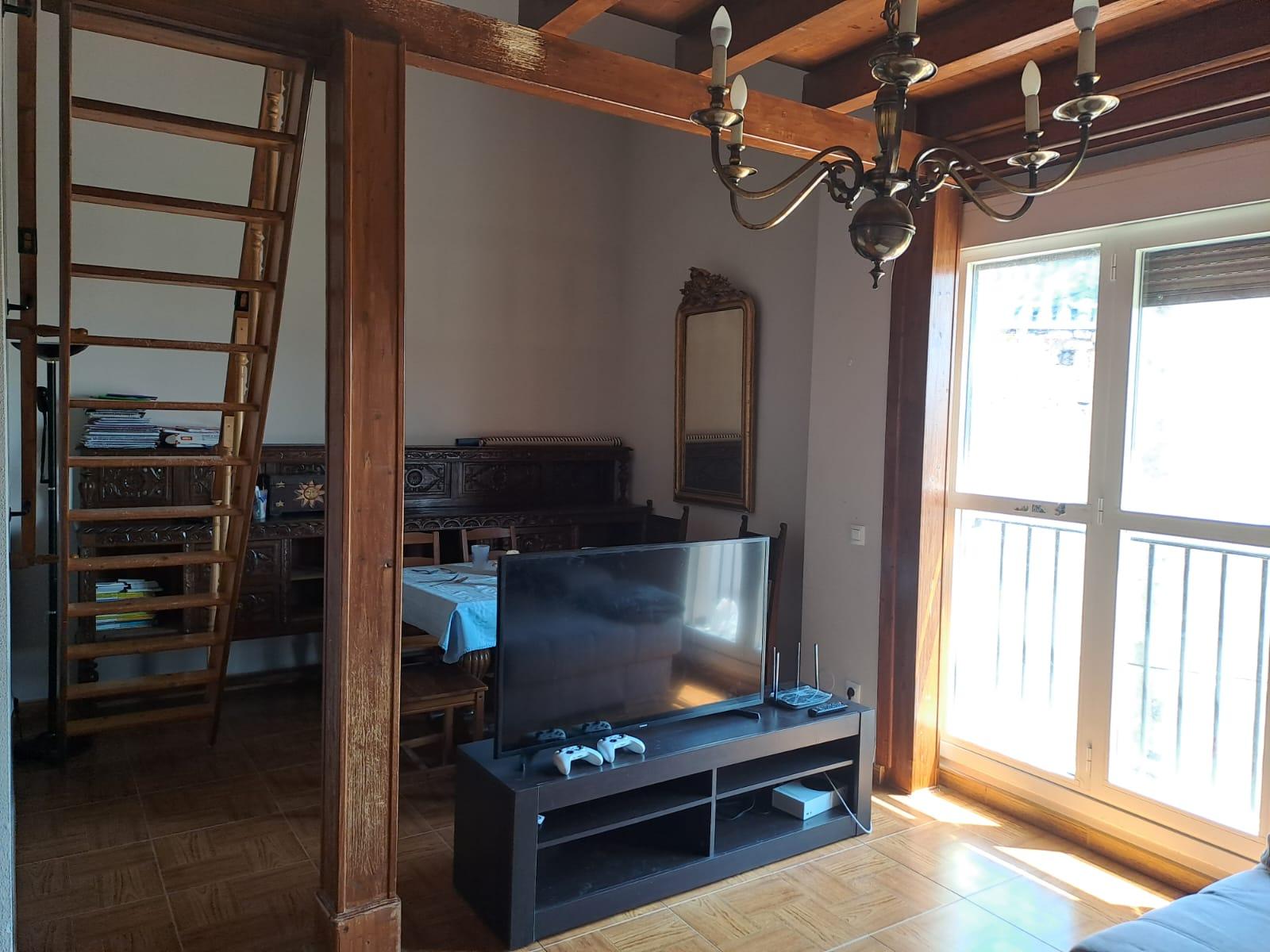 Imagen 1 Piso en venta en Condado De Treviño / Piso con parcela de 70 m2