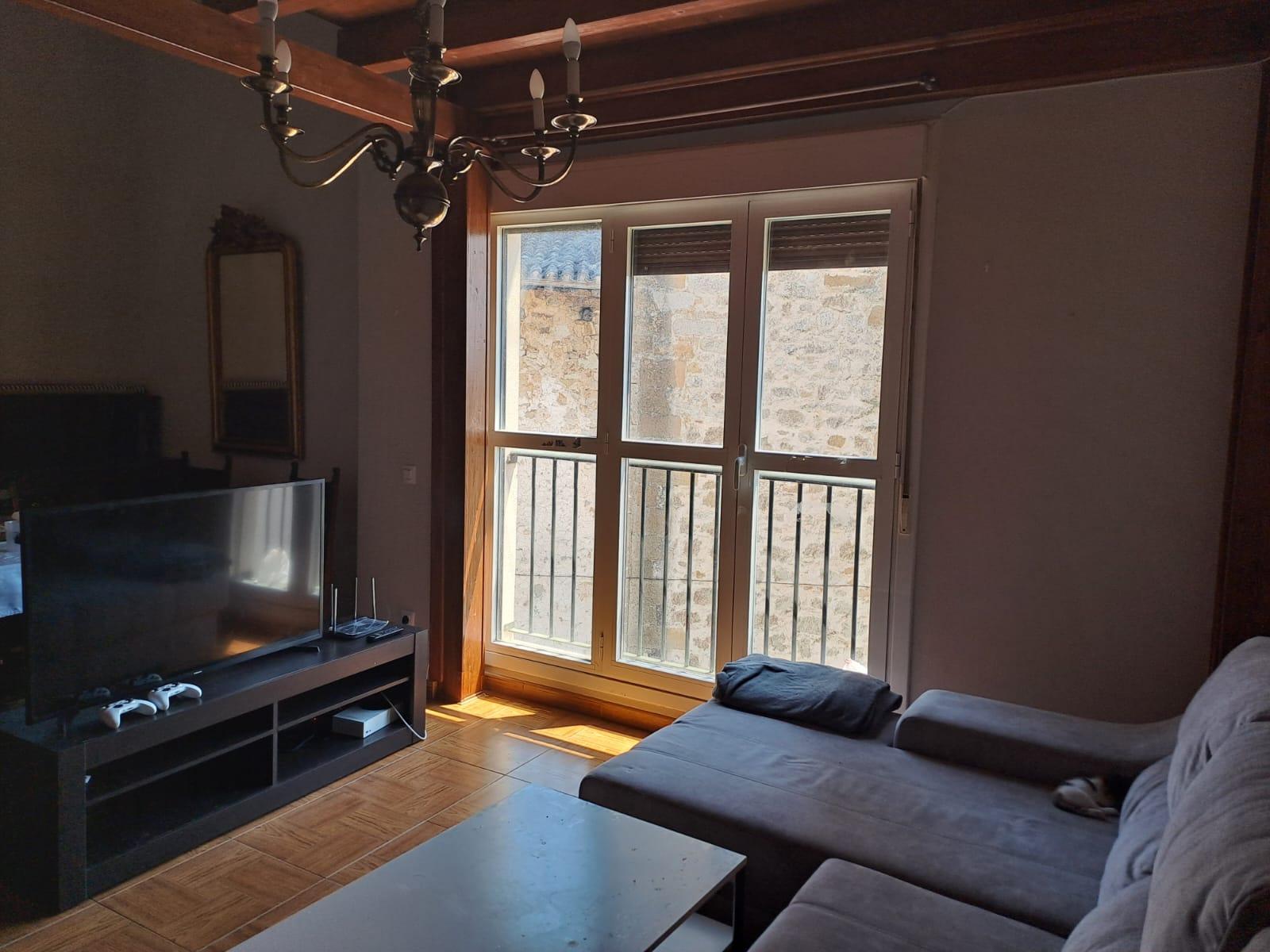 Imagen 3 Piso en venta en Condado De Treviño / Piso con parcela de 70 m2
