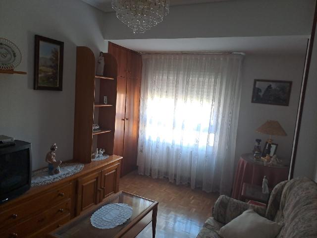 Imagen 2 Inmueble 304877 - Piso en venta en Vitoria-gasteiz / Ubicado en un barrio consolidado rodeado de servicios