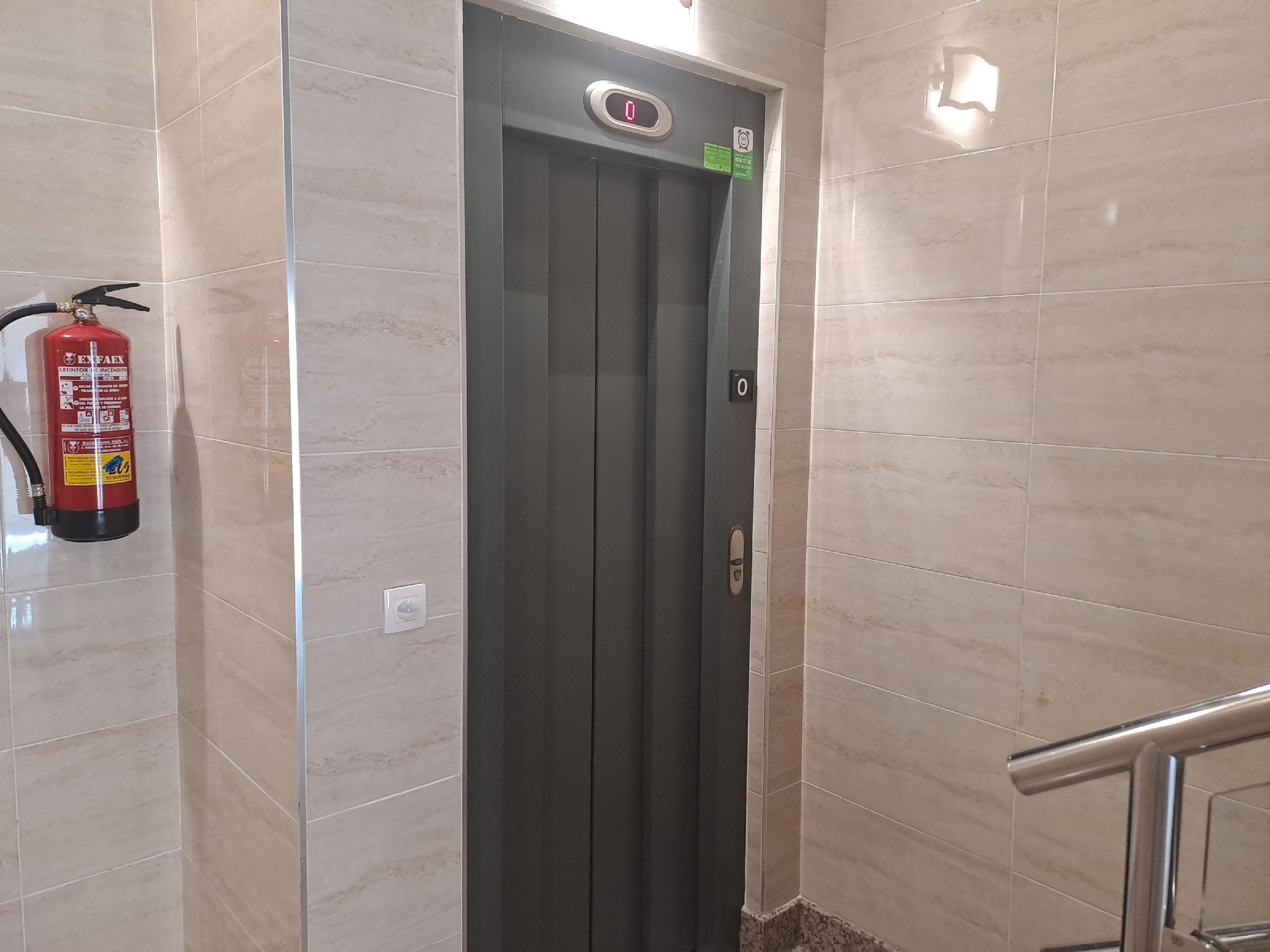 Imagen 15 Piso en venta en Vitoria-gasteiz / Ubicado en un barrio consolidado rodeado de servicios
