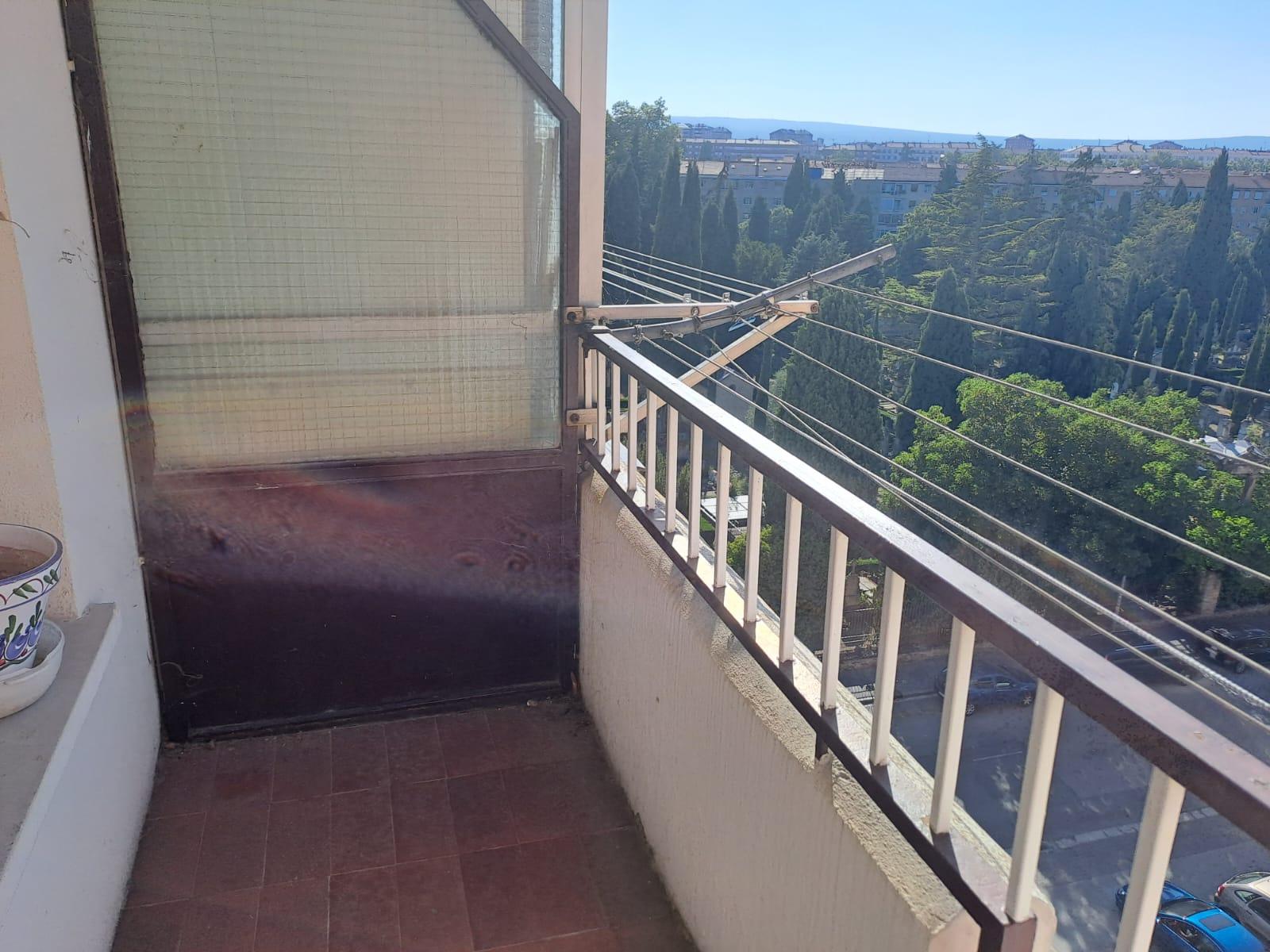 Imagen 12 Piso en venta en Vitoria-gasteiz / Ubicado en un barrio consolidado rodeado de servicios