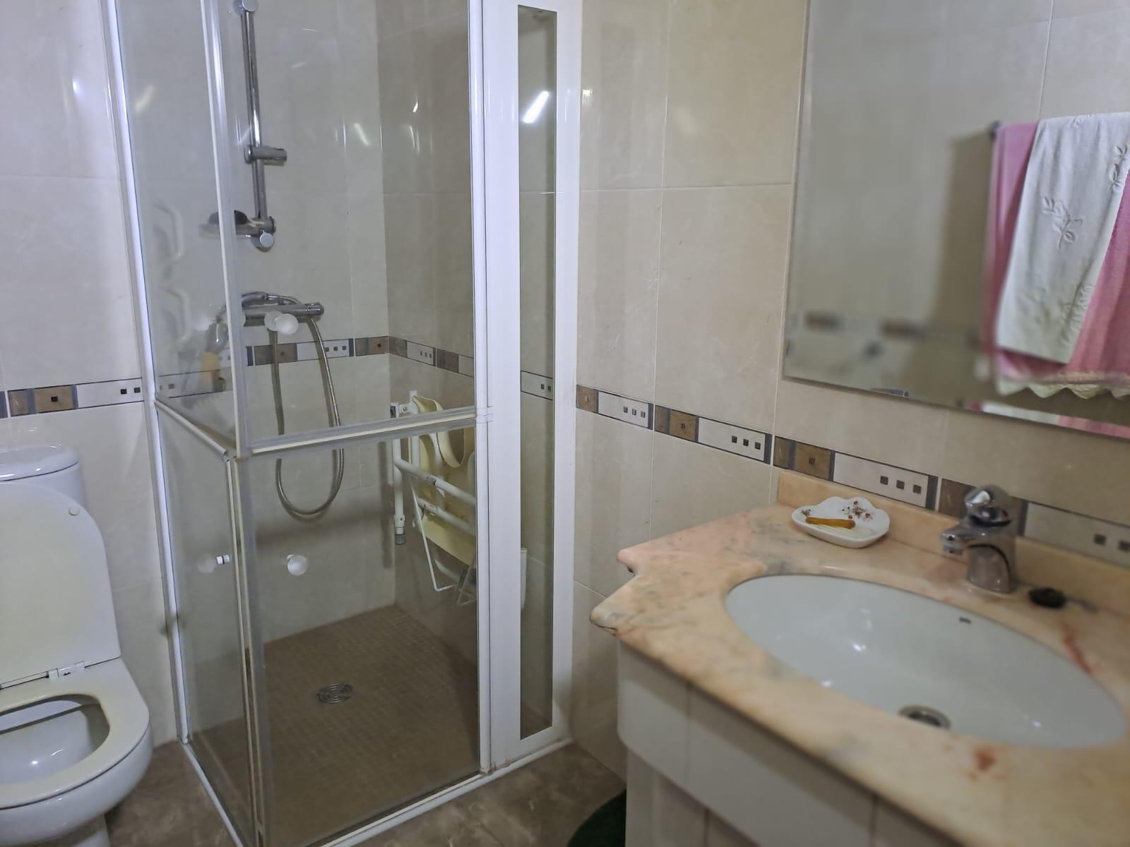 Imagen 9 Piso en venta en Vitoria-gasteiz / Ubicado en un barrio consolidado rodeado de servicios