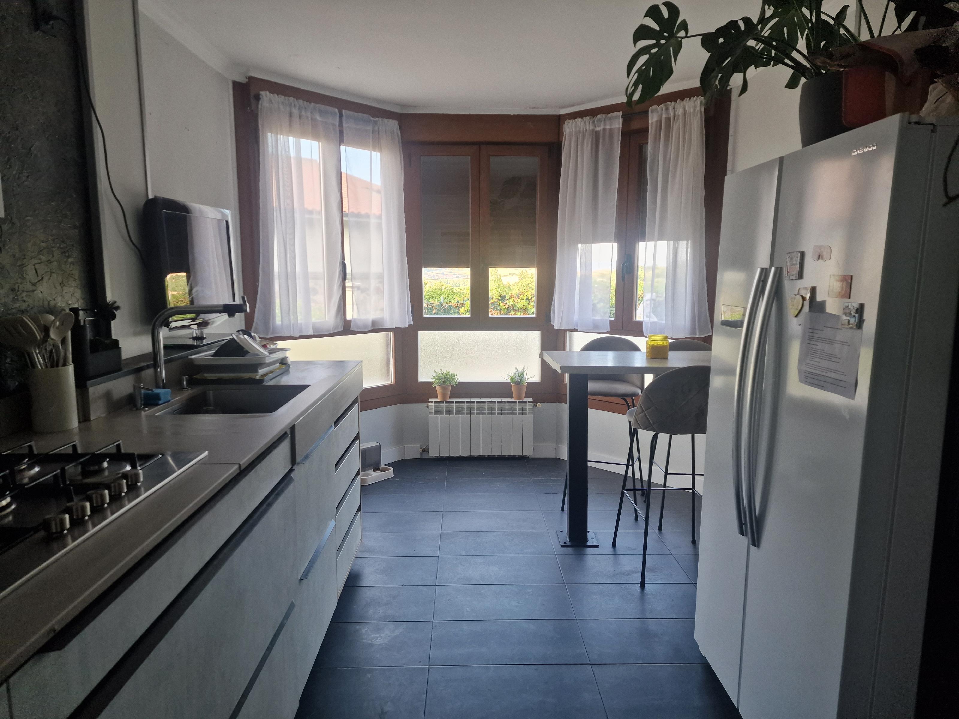 Imagen 9 Casa Aislada en venta en Condado De Treviño / A tan solo 15 min de Vitoria