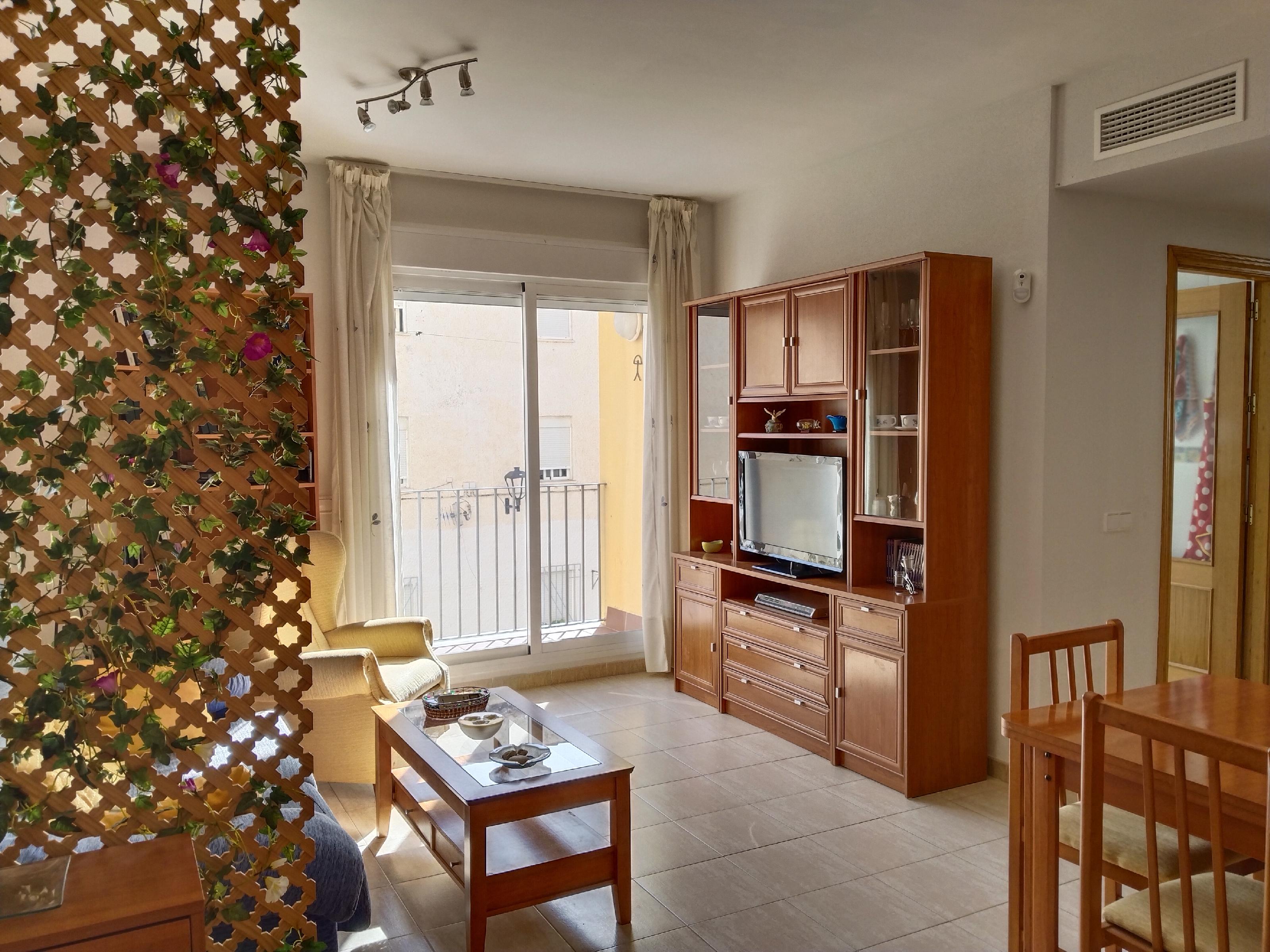 Imagen 1 Apartamento en venta en Garrucha / Cerca del centro del pueblo, 5 minutos del ayuntamiento