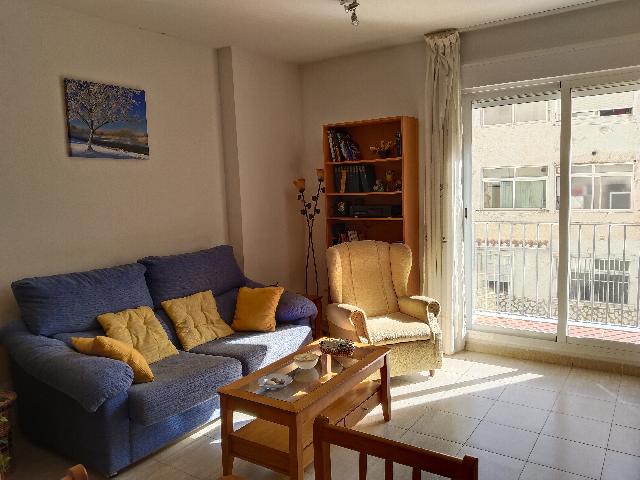 Imagen 3 Inmueble 289495 - Apartamento en venta en Garrucha / Cerca del centro del pueblo, 5 minutos del ayuntamiento
