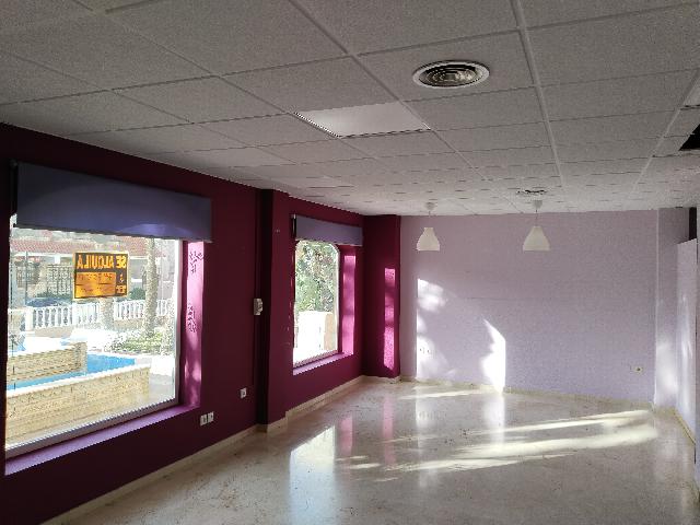 Imagen 10 Inmueble 290847 - Local Comercial en alquiler en Garrucha / Al lado del centro de salud y de la calle Mayor.
