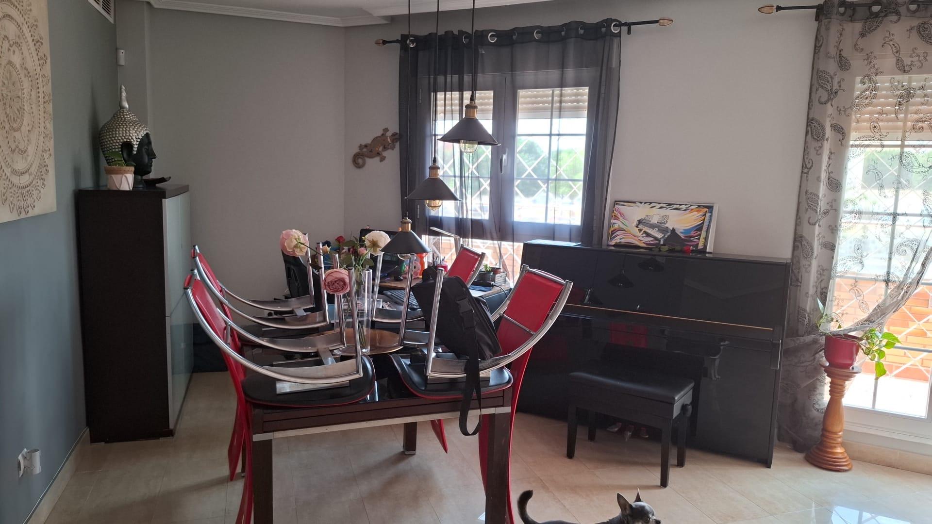 Imagen 3 Dúplex en venta en Almería /  Vega de Aca,todos los servicios cerca.A mts.del estadio