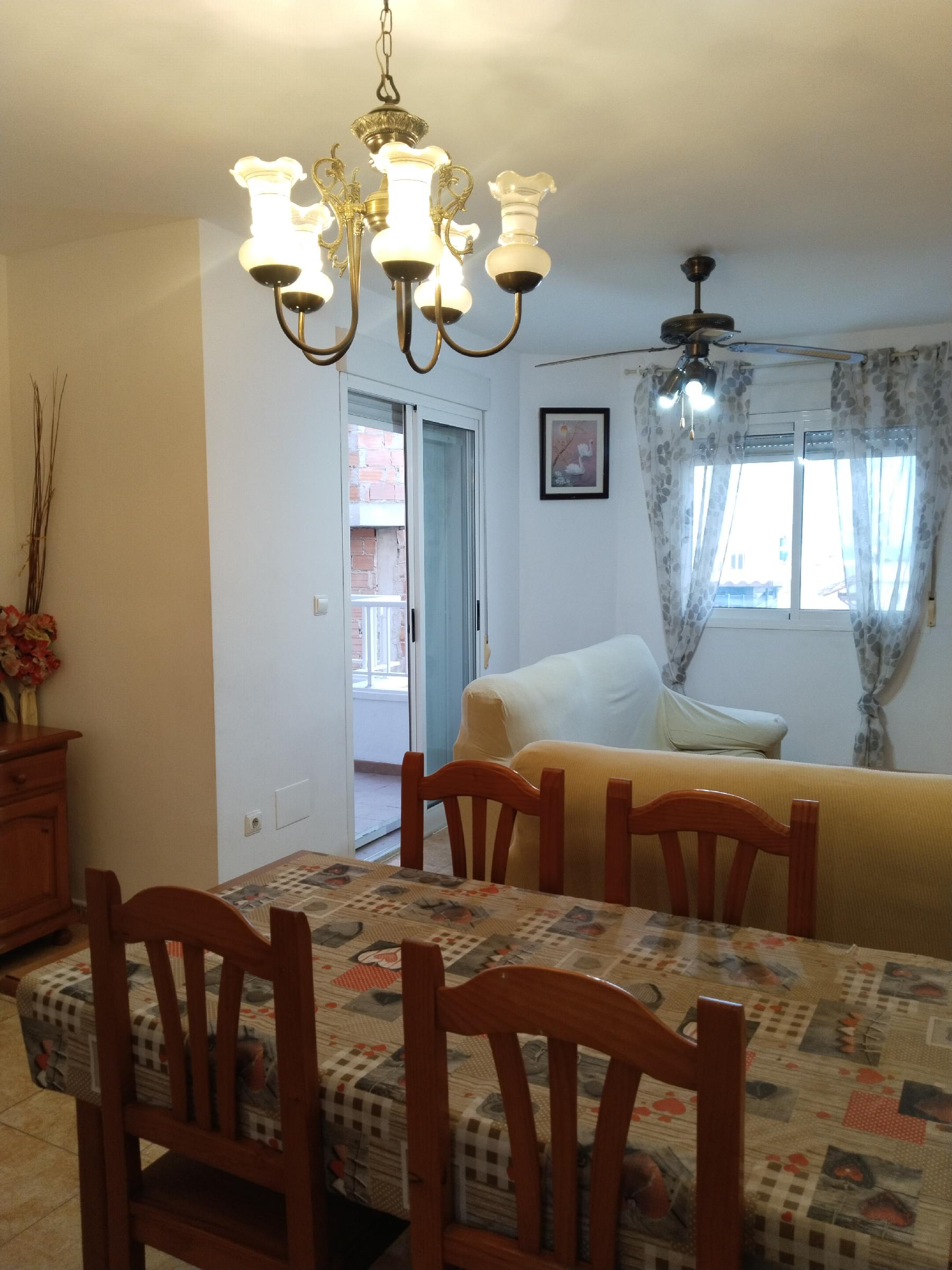 Imagen 2 Apartamento en venta en Garrucha / En el centro del pueblo,cerca de todos los servicios.