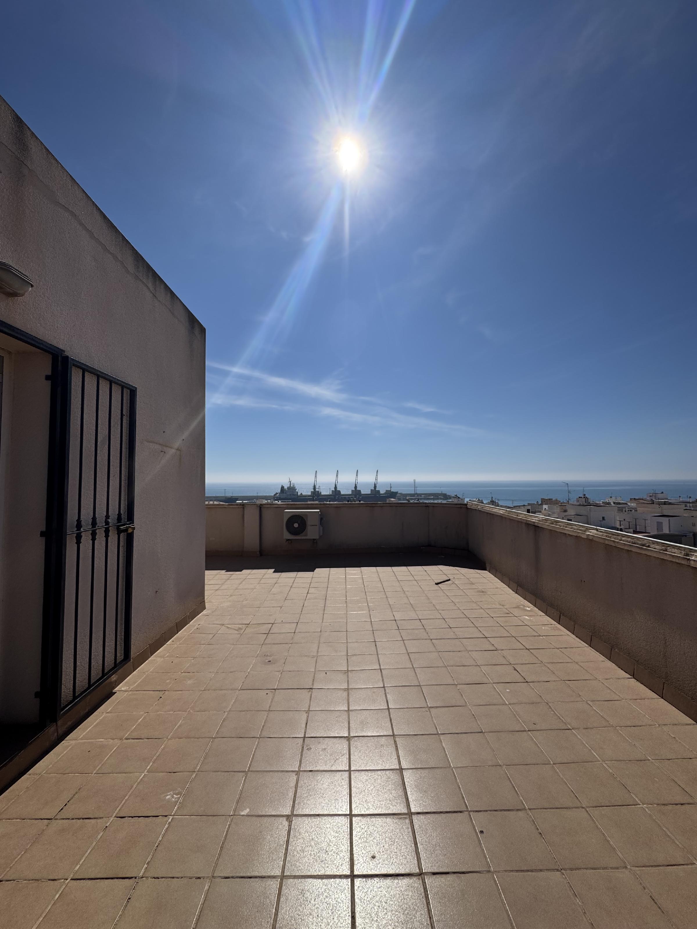 Imagen 27 Apartamento en venta en Garrucha / En Calle Buenavista, en casco urbano del pueblo.