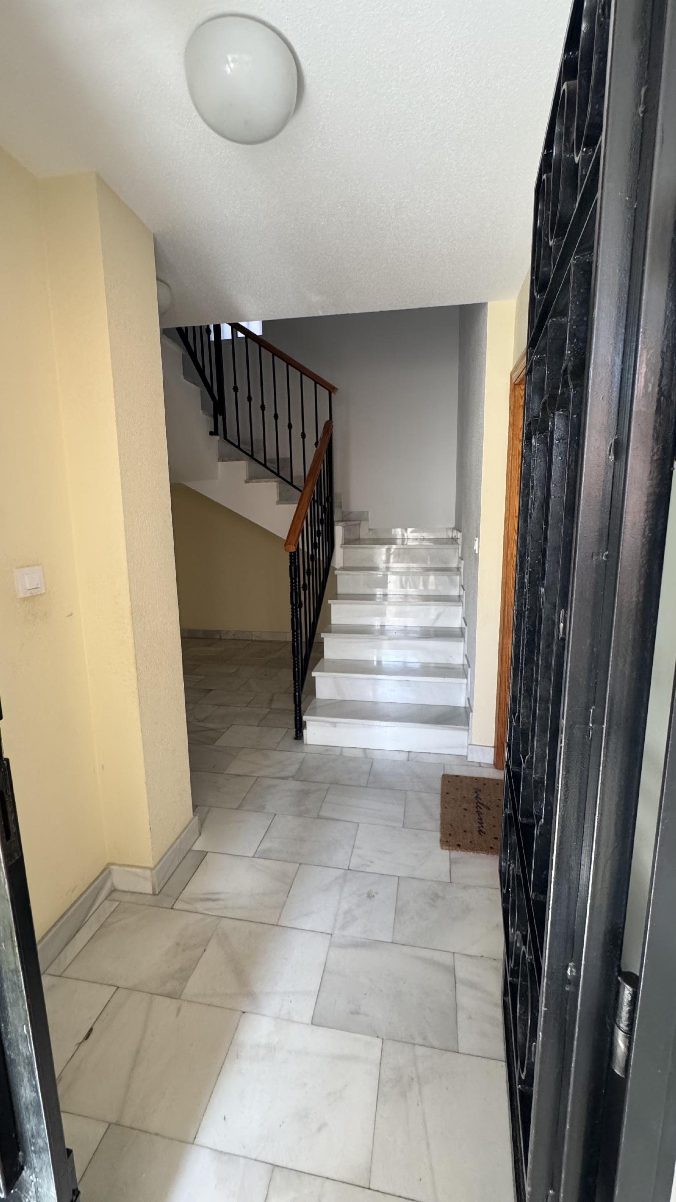 Imagen 31 Apartamento en venta en Garrucha / En Calle Buenavista, en casco urbano del pueblo.