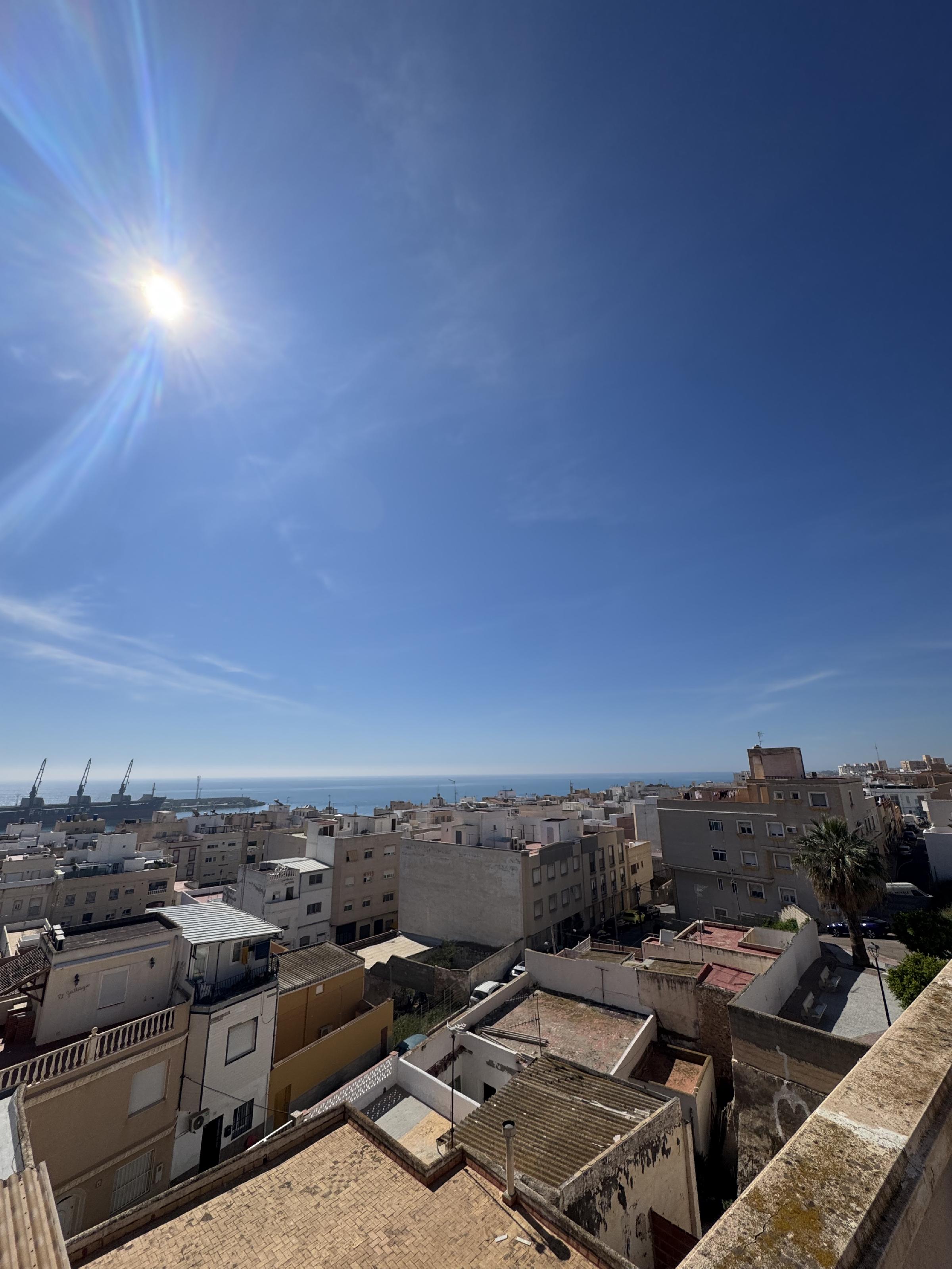 Imagen 28 Apartamento en venta en Garrucha / En Calle Buenavista, en casco urbano del pueblo.