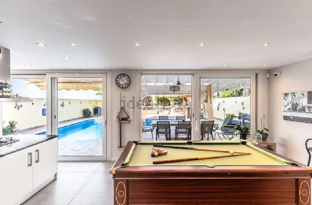 Imagen 4 Inmueble 298563 - Casa Aislada en venta en Garrucha / Cerca del Mercadona y de la parada de autobús.
