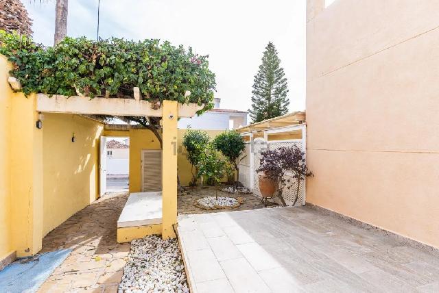 Imagen 13 Inmueble 298563 - Casa Aislada en venta en Garrucha / Cerca del Mercadona y de la parada de autobús.