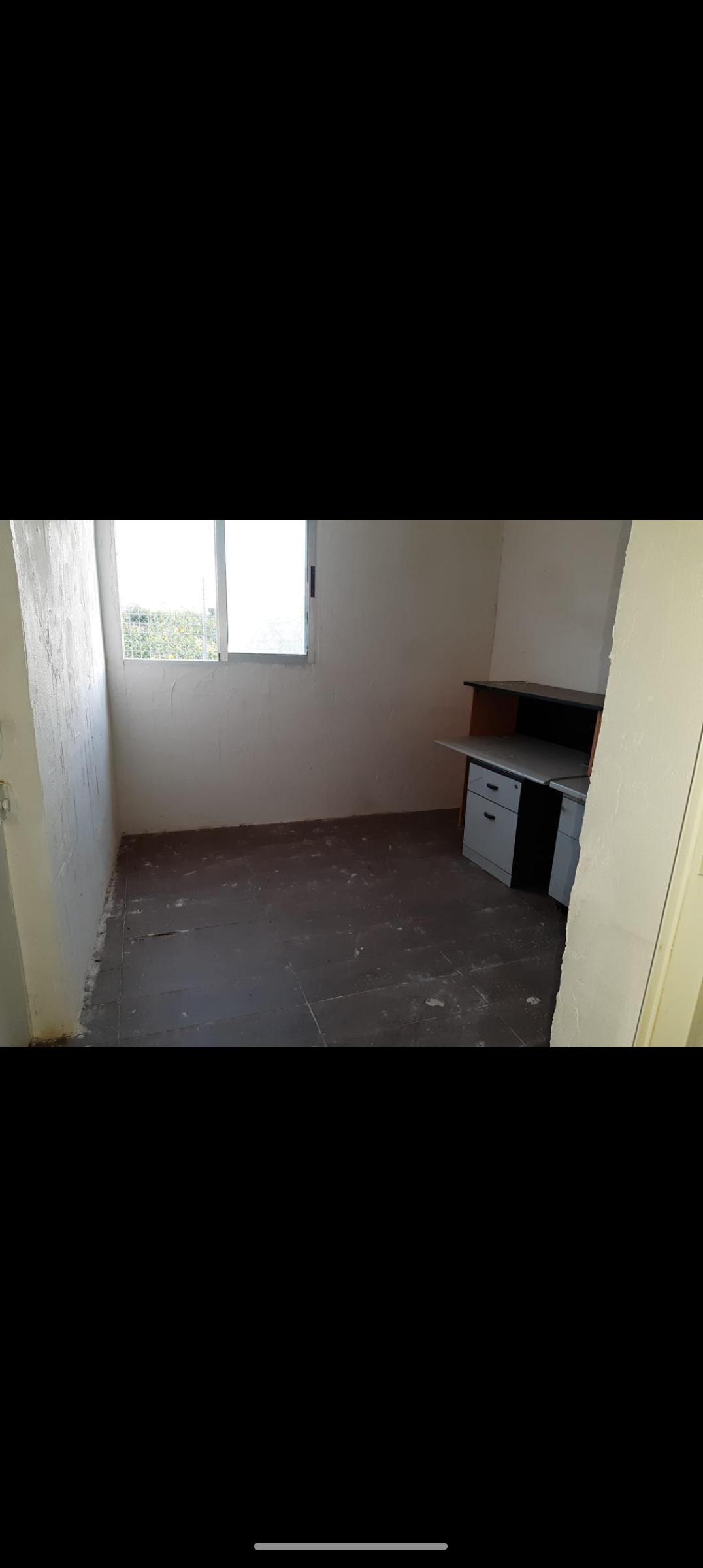 Imagen 5 Local Industrial en venta en Jumilla / Nave industrial con acceso cómodo y parcela.