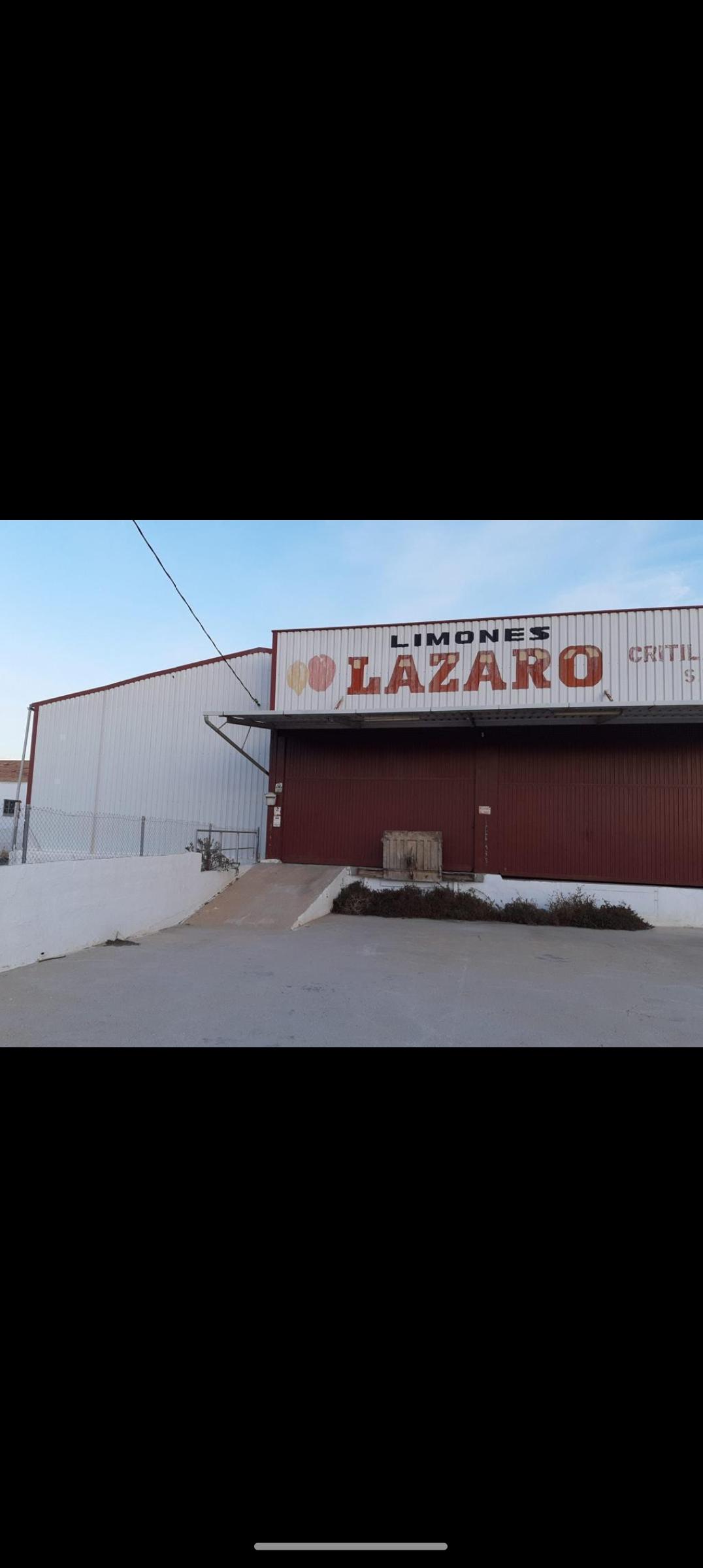 Imagen 11 Local Industrial en venta en Jumilla / Nave industrial con acceso cómodo y parcela.