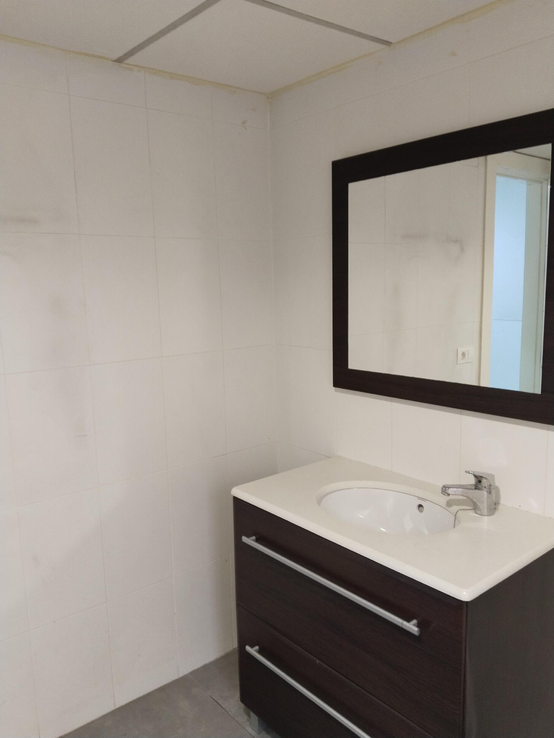 Imagen 8 Local Comercial en alquiler en Garrucha / En el centro del pueblo, al lado del Ayuntamiento.