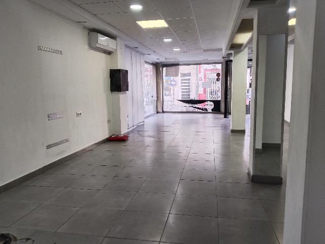 Imagen 3 Inmueble 299789 - Local Comercial en alquiler en Garrucha / En el centro del pueblo, al lado del Ayuntamiento.