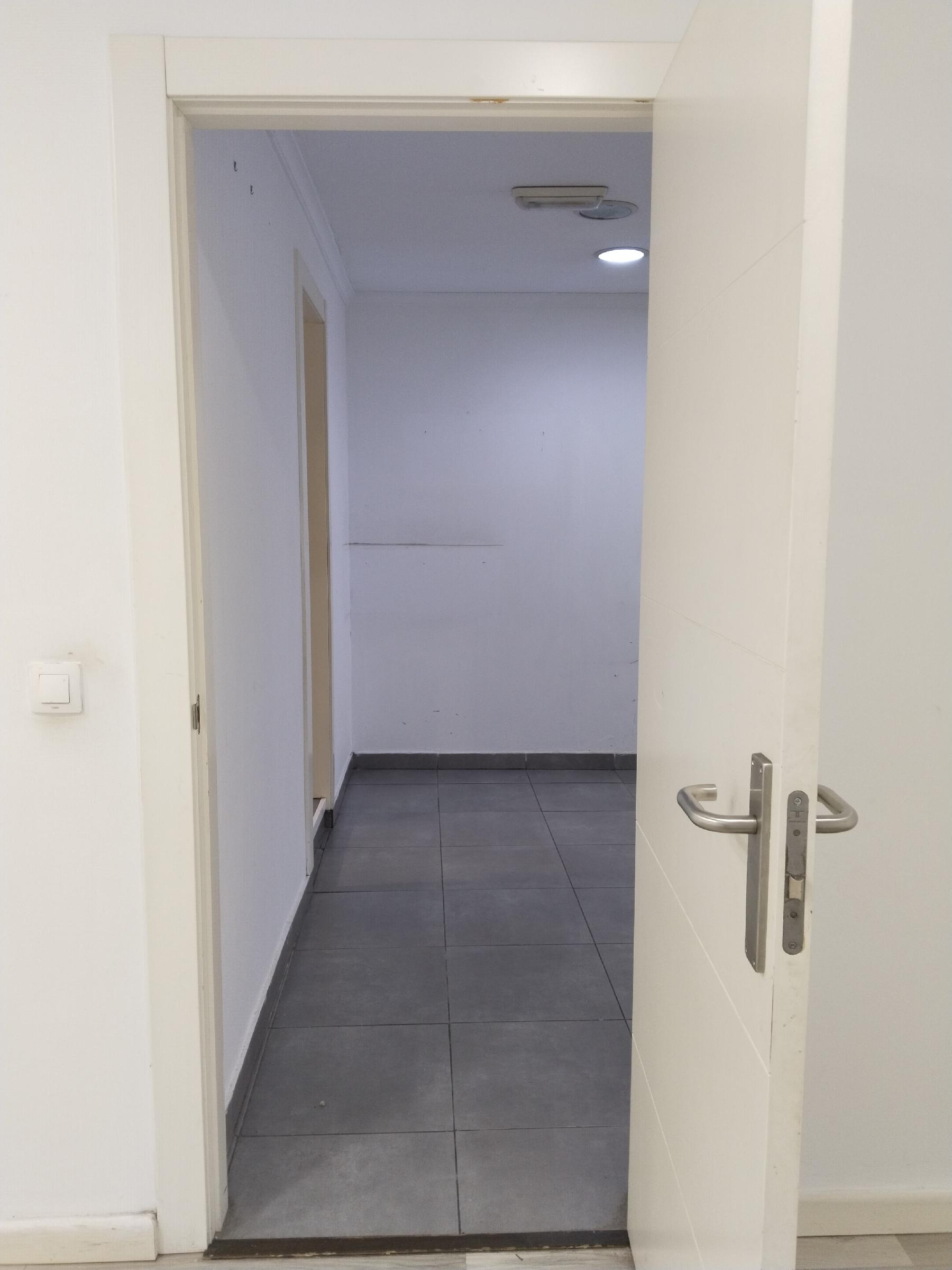 Imagen 13 Local Comercial en alquiler en Garrucha / En el centro del pueblo, al lado del Ayuntamiento.