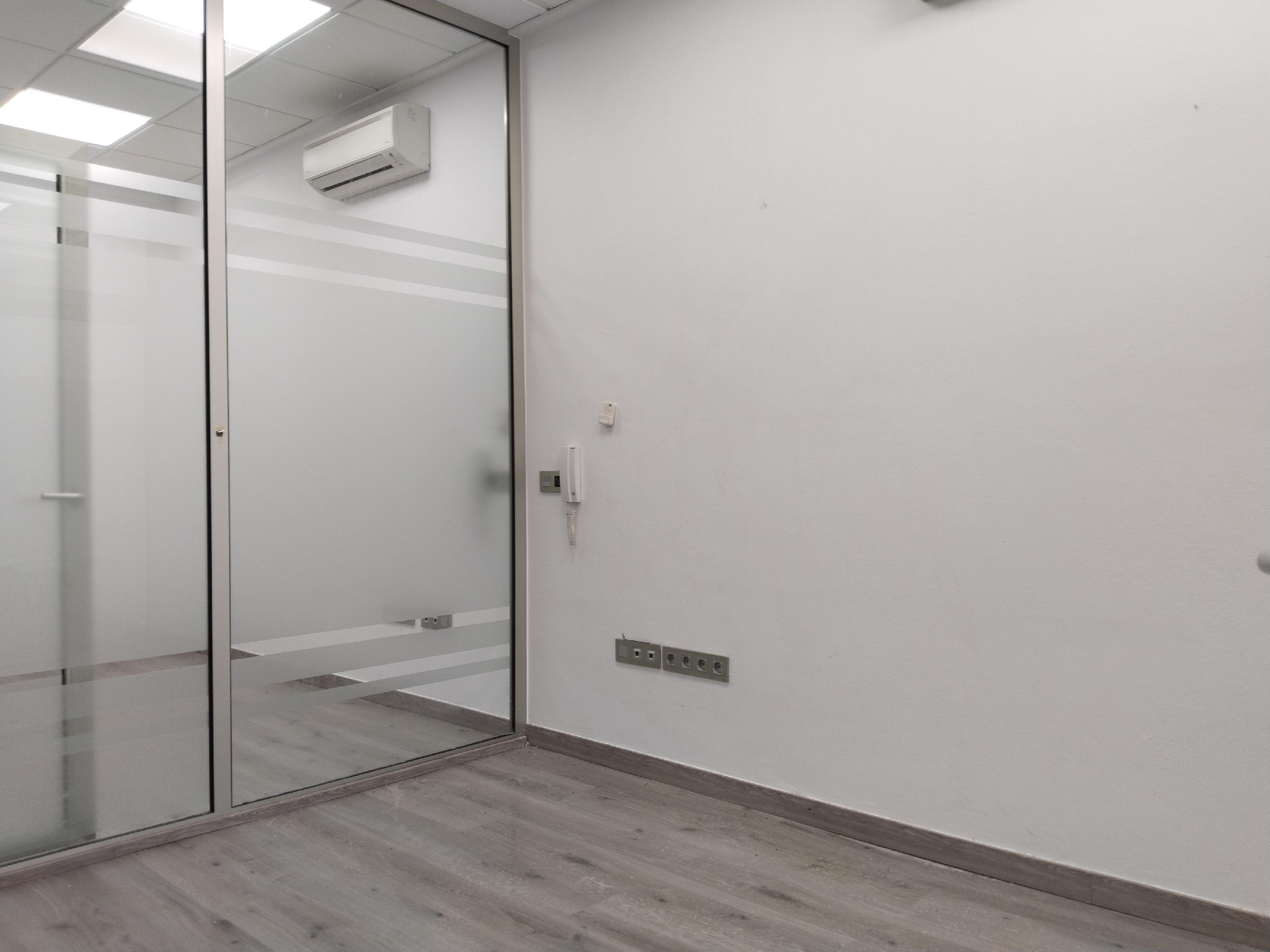 Imagen 8 Local Comercial en alquiler en Vera / En el centro del pueblo, cerca de todos los servicios.