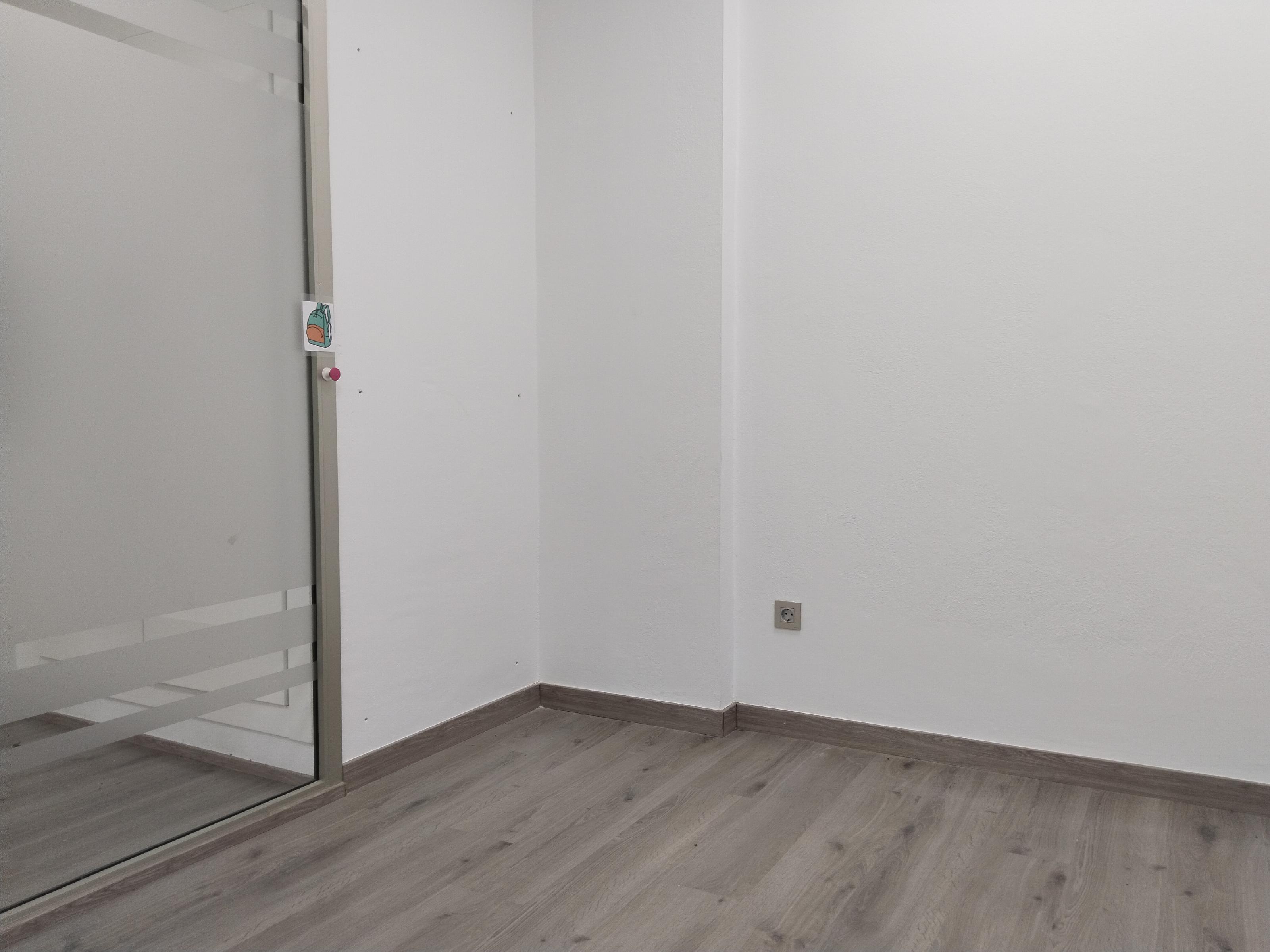 Imagen 11 Local Comercial en alquiler en Vera / En el centro del pueblo, cerca de todos los servicios.