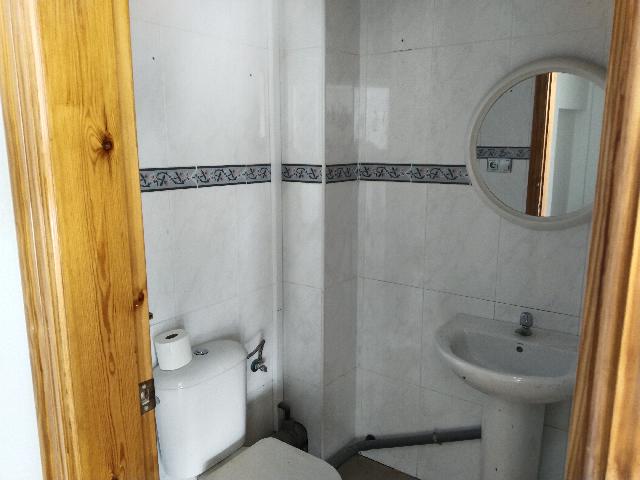 Imagen 7 Inmueble 299791 - Local Comercial en venta en Vera / En zona comercial con mucho movimiento, muy luminoso.