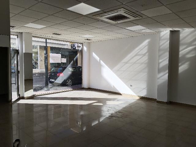 Imagen 6 Inmueble 299791 - Local Comercial en venta en Vera / En zona comercial con mucho movimiento, muy luminoso.