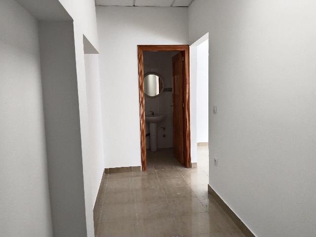Imagen 5 Inmueble 299791 - Local Comercial en venta en Vera / En zona comercial con mucho movimiento, muy luminoso.