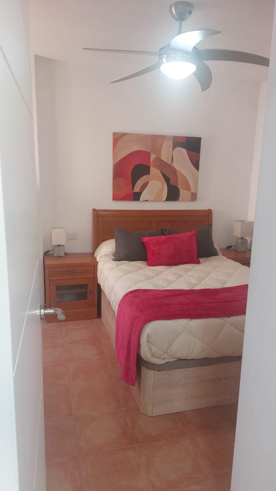 Imagen 10 Apartamento en alquiler en Garrucha / Cerca de la playa, restaurantes, y supermercados.