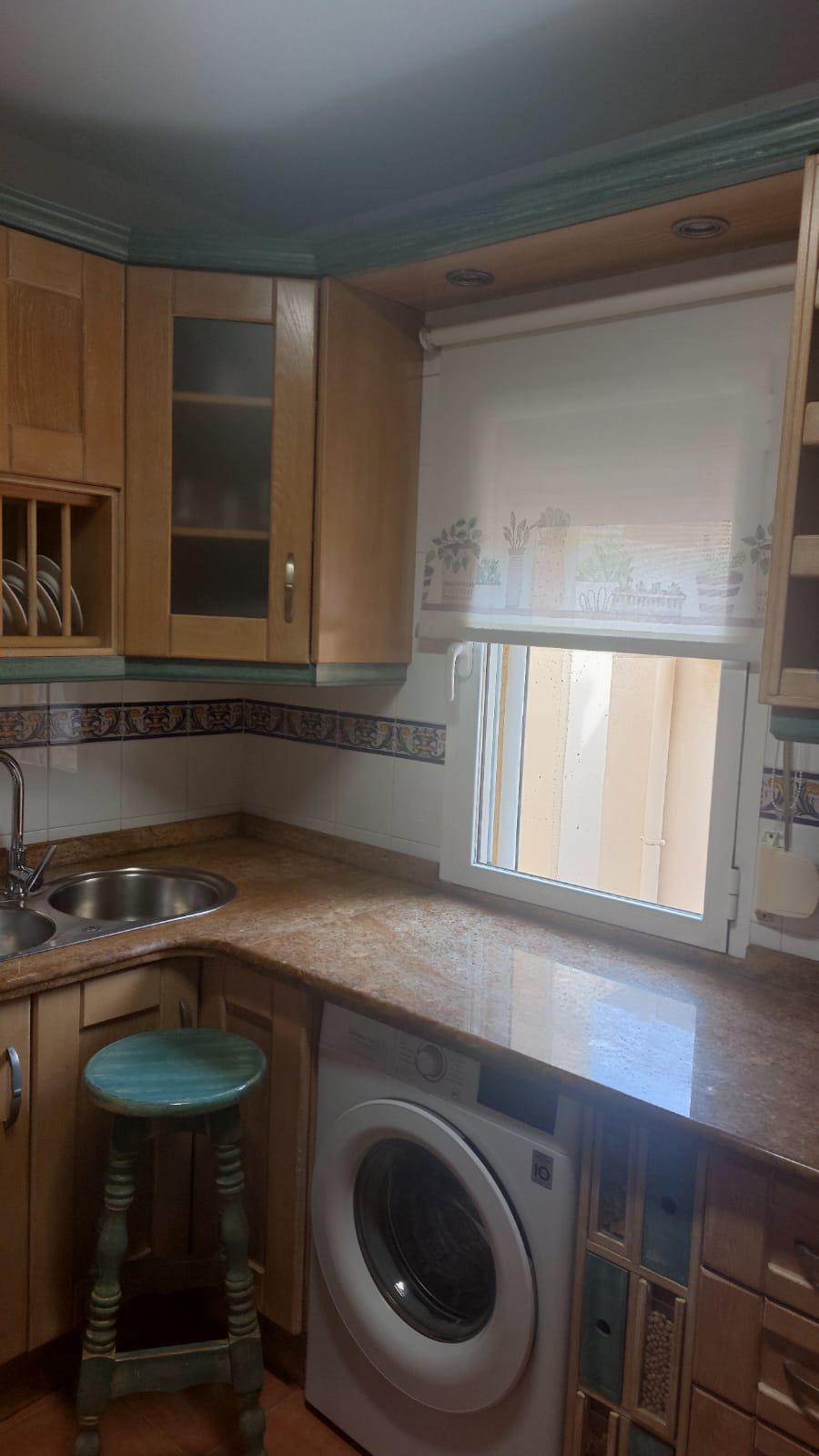 Imagen 8 Apartamento en alquiler en Garrucha / Cerca de la playa, restaurantes, y supermercados.