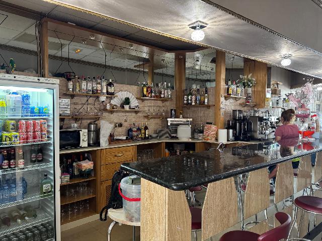 Imagen 1 Inmueble 299918 - Local Comercial en alquiler en Antas / En el centro del pueblo, rodeado de comercios.