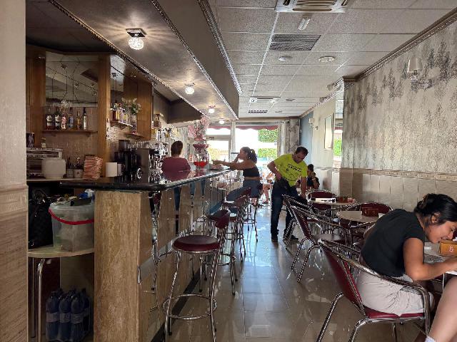 Imagen 6 Inmueble 299918 - Local Comercial en alquiler en Antas / En el centro del pueblo, rodeado de comercios.