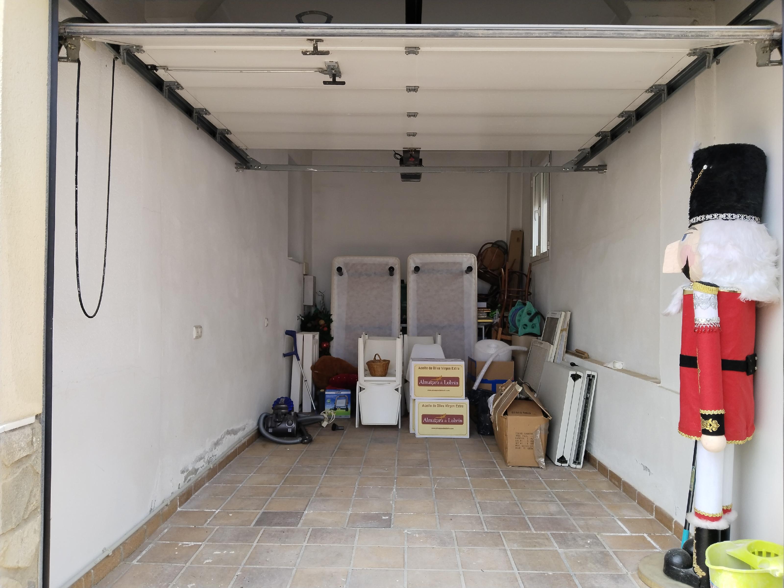 Imagen 37 Casa Adosada en venta en Garrucha / En frente de la playa, cerca de todos los servicios.