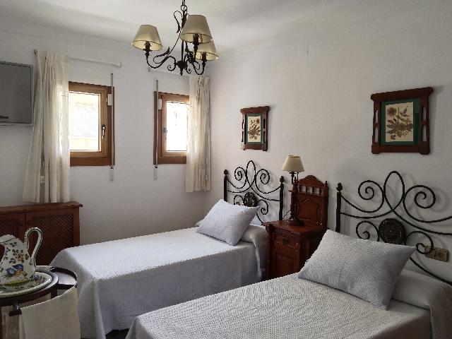 Imagen 34 Inmueble 301098 - Casa Adosada en venta en Garrucha / En frente de la playa, cerca de todos los servicios.