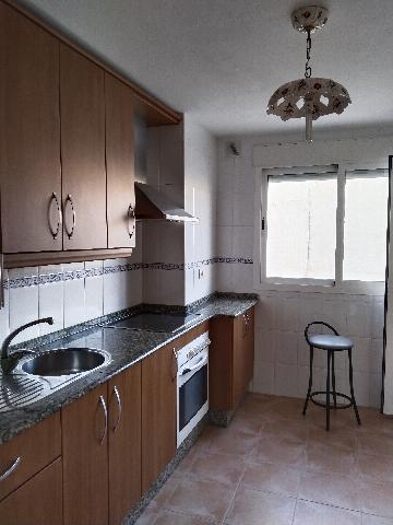 Imagen 11 Inmueble 301415 - Apartamento en venta en Garrucha / Cerca de los supermercados y de la playa.