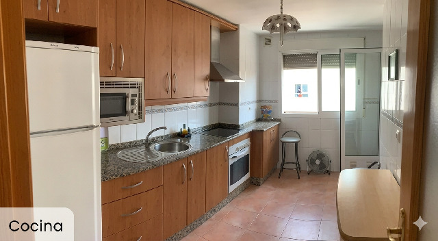 Imagen 5 Inmueble 301415 - Apartamento en venta en Garrucha / Cerca de los supermercados y de la playa.