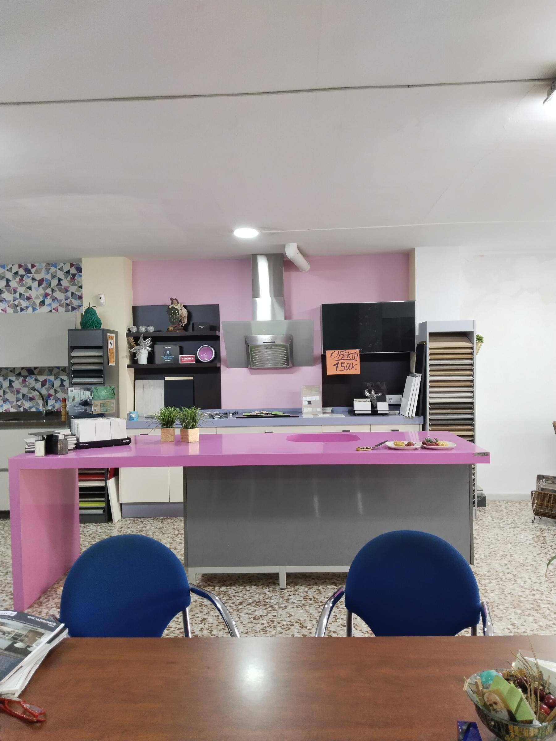 Imagen 8 Local Comercial en alquiler en Garrucha / En la Calle Mayor y a un paso del Paseo del Malecón.