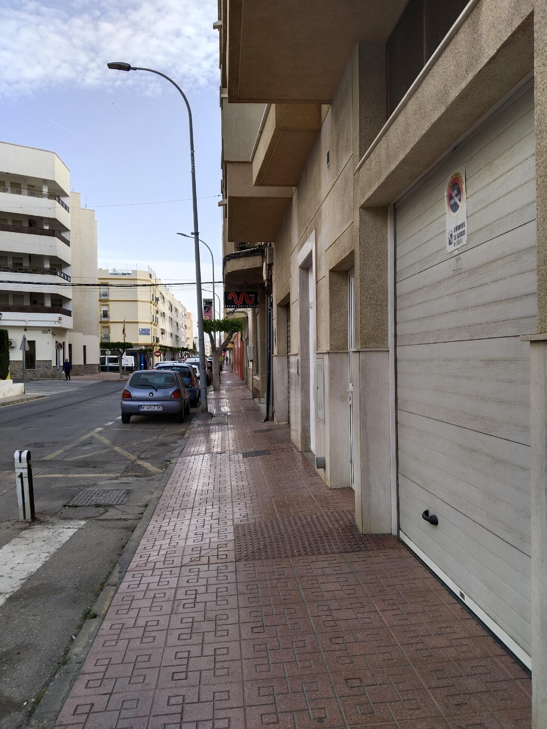 Imagen 19 Local Comercial en alquiler en Garrucha / En la Calle Mayor y a un paso del Paseo del Malecón.
