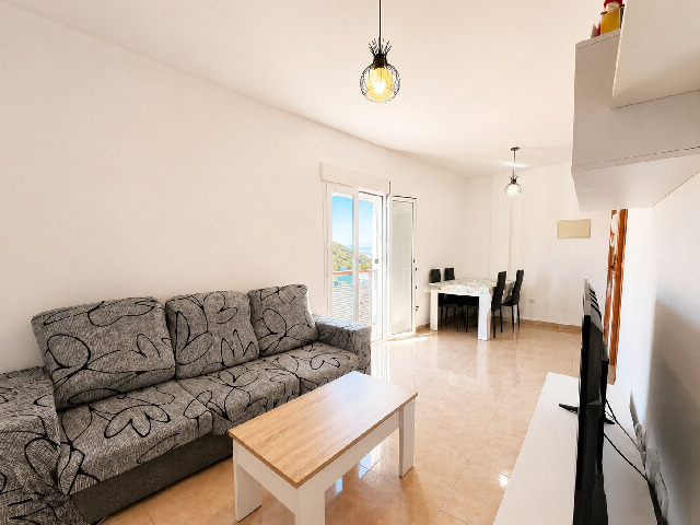Imagen 1 Inmueble 302571 - Apartamento en venta en Garrucha / En el centro urbano al alcance de todos los servicios.