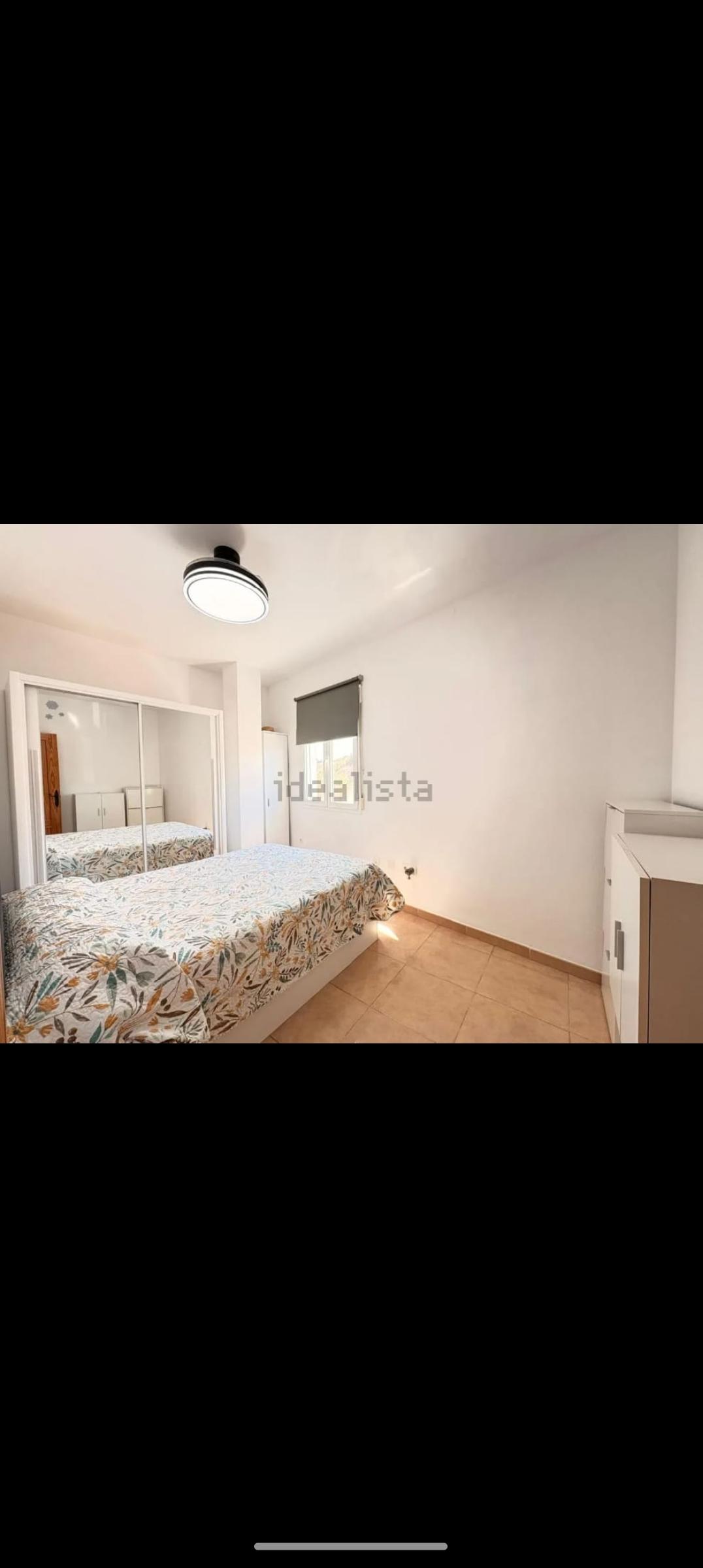 Imagen 1 Apartamento en venta en Garrucha / En el centro urbano al alcance de todos los servicios.