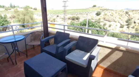 Imagen 13 Inmueble 302898 - Casa Adosada en venta en Huércal-overa / En zona residencial, cerca de todos los servicios.